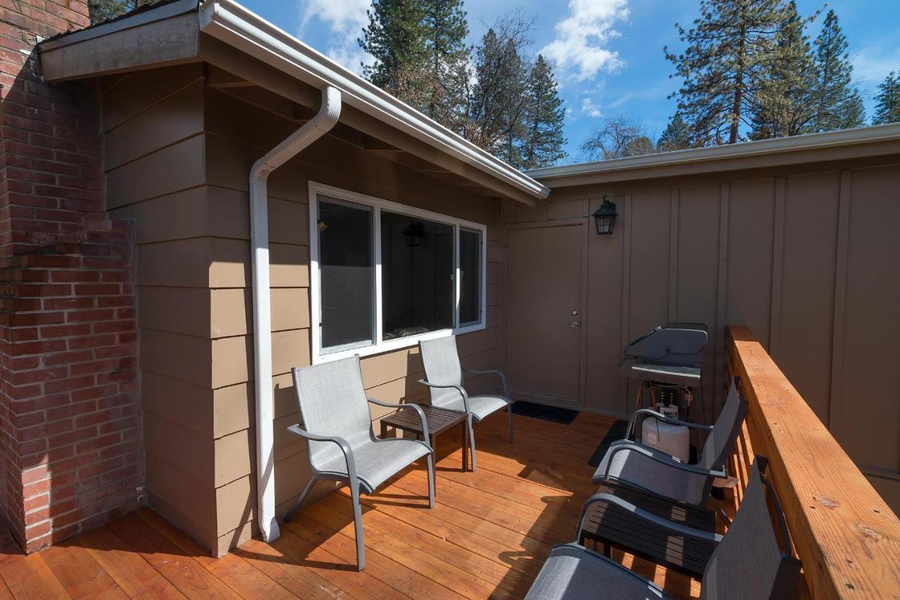 Voyager Villa Oakhurst Exterior photo